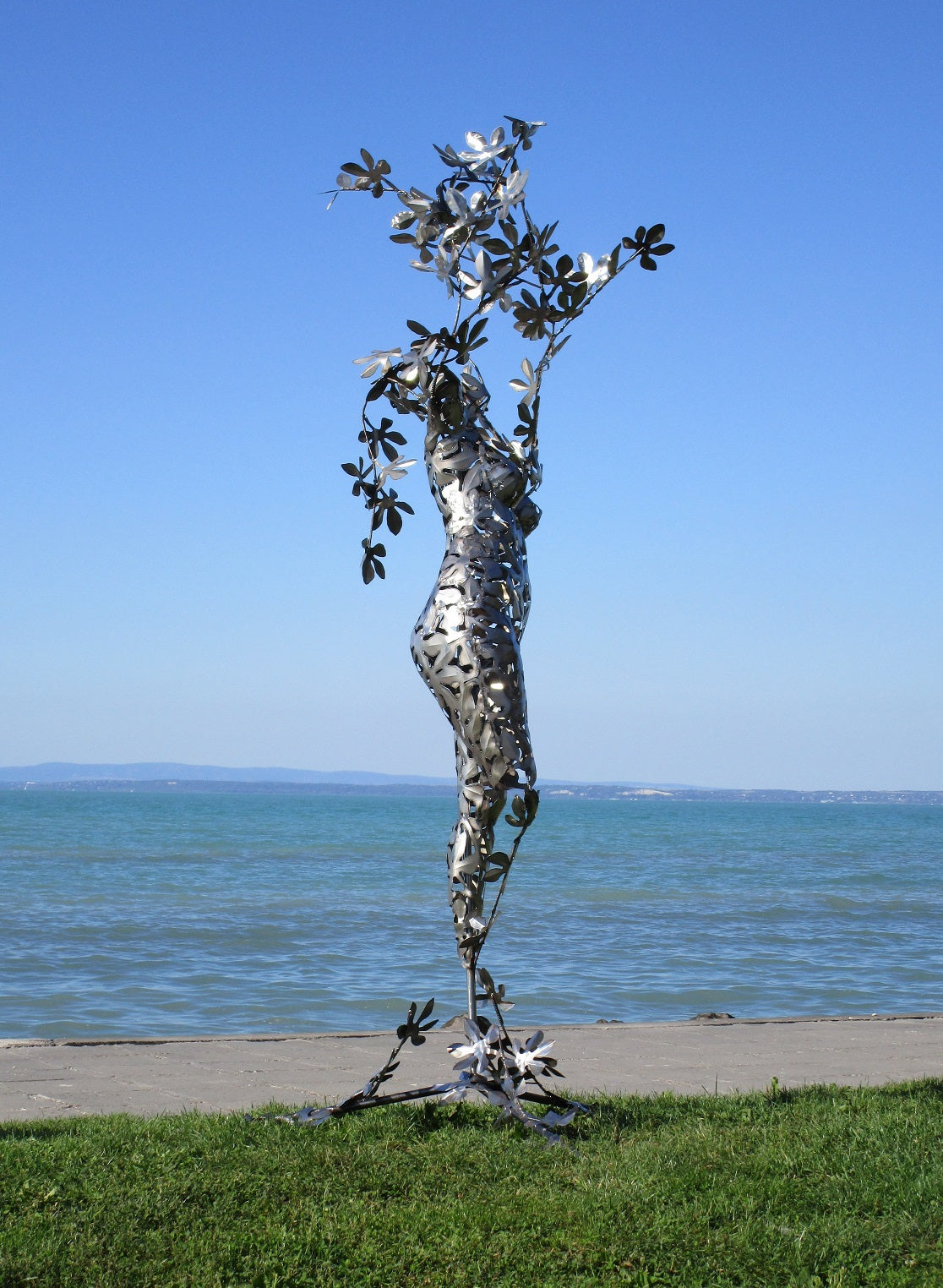 Daphne 255 (edelstahl) 110x137x255 14kg