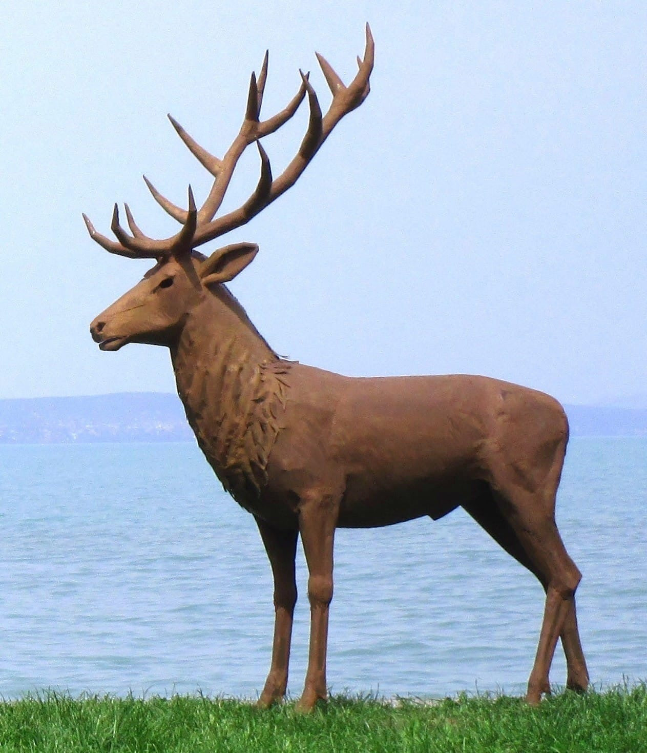 Rothirsch Lebesgroß (rostig) 100x170x190  45kg