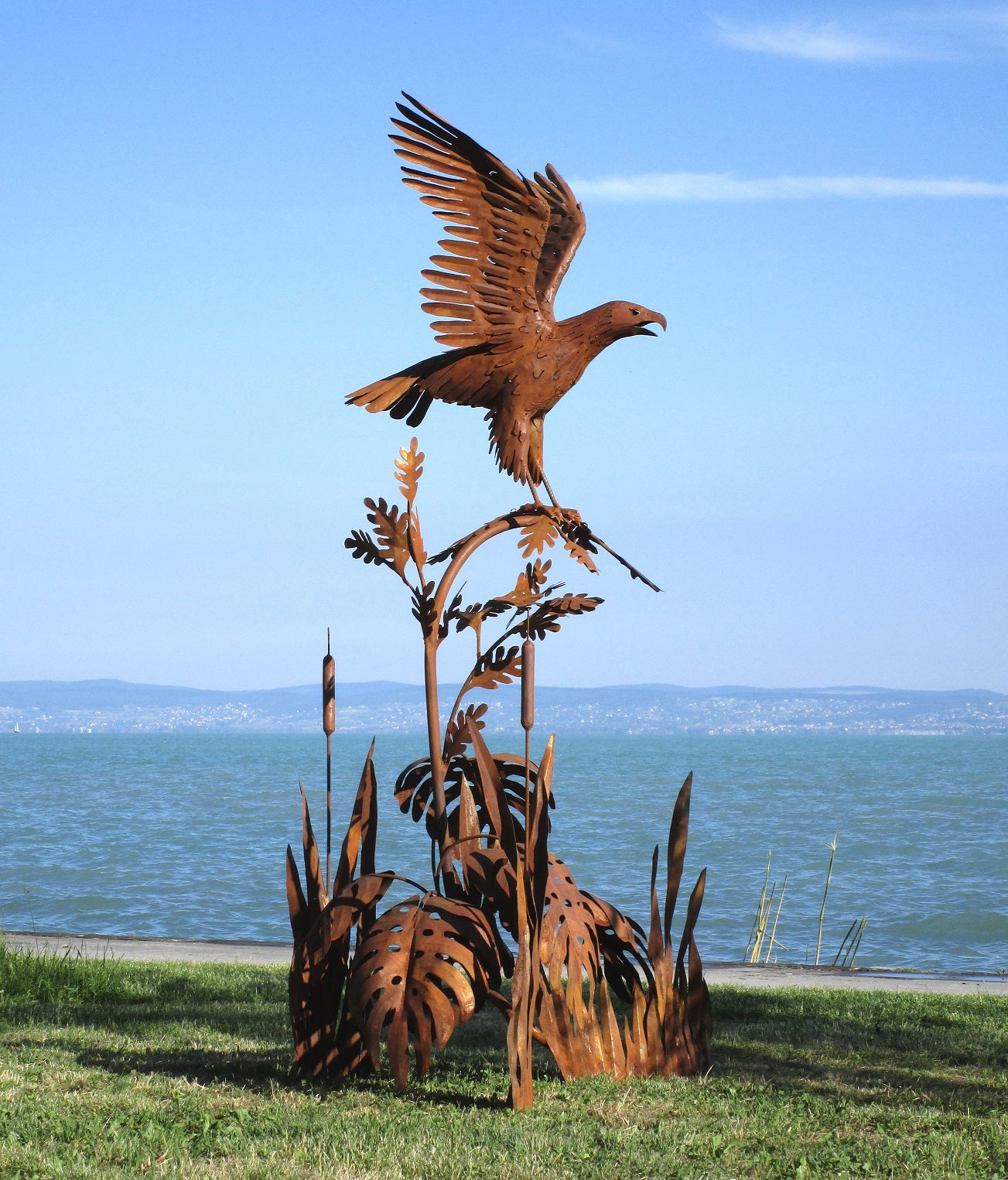 Adler in Wildnis (rostig) 110x107x238  24kg