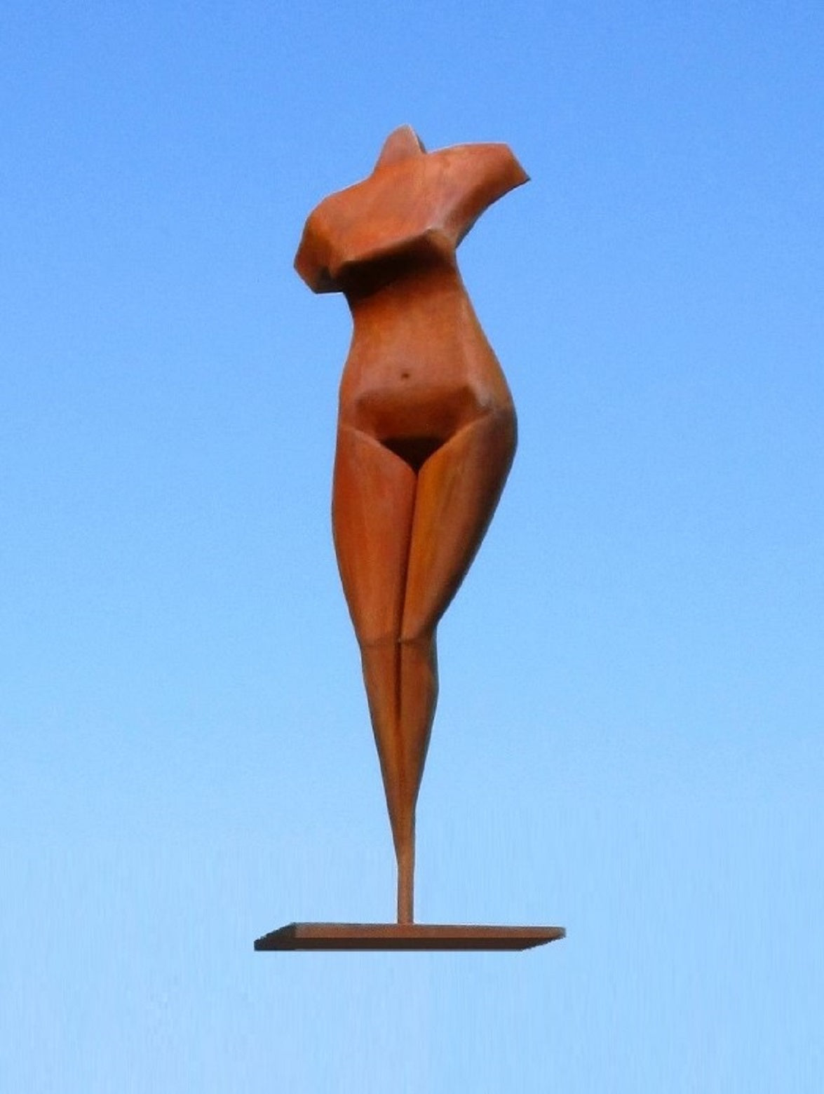 Aphrodite 106 (rostig) 35x35x105  5kg