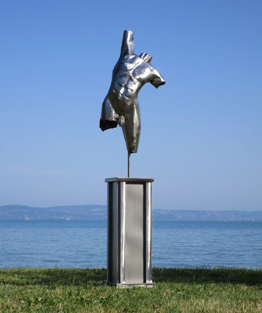 Männlicher Torso auf Säule (edelstahl) 52x41x210  23,4kg