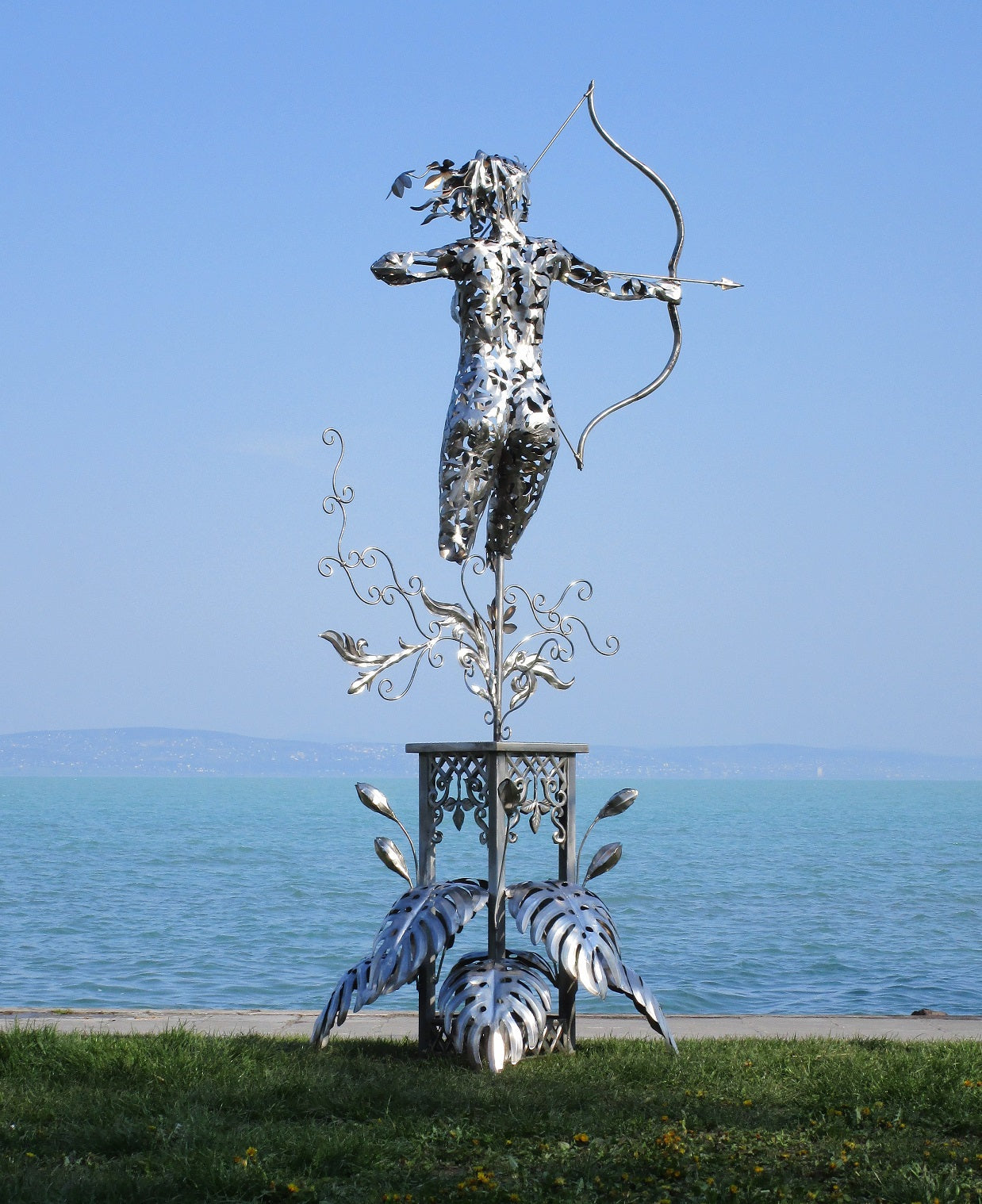 Diana (edelstahl) 160x100x328  45kg