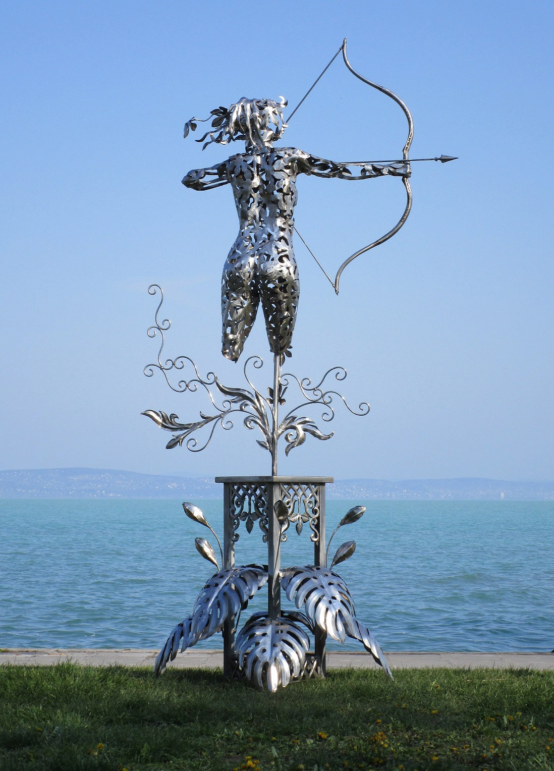 Diana (edelstahl) 160x100x328  45kg