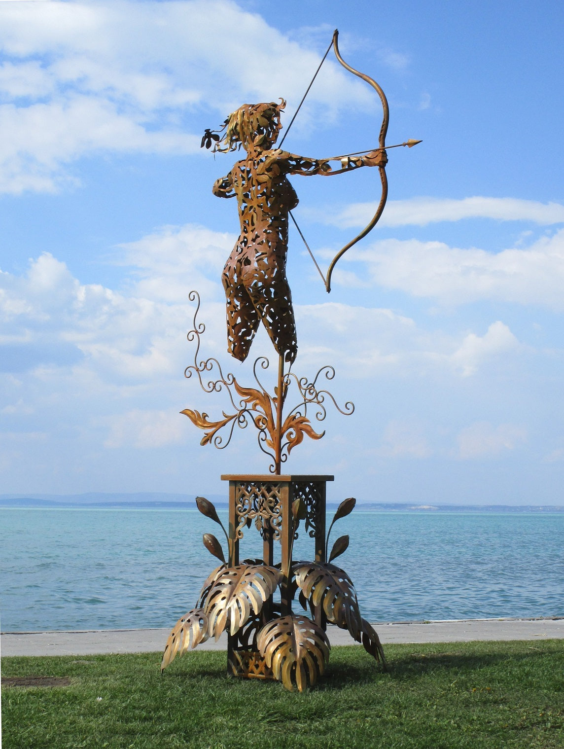 Diana (rostig) 160x100x328  45kg