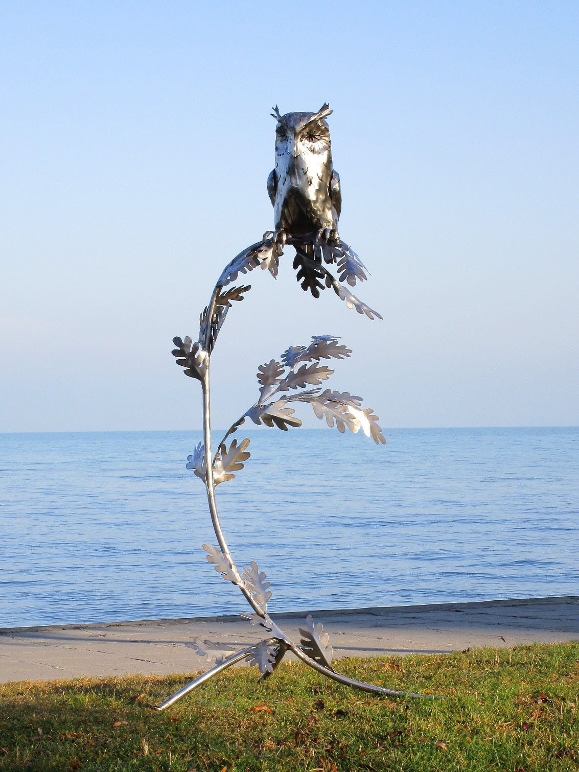 Eule am großen Ast (edelstahl) 78x87x170  6,9kg