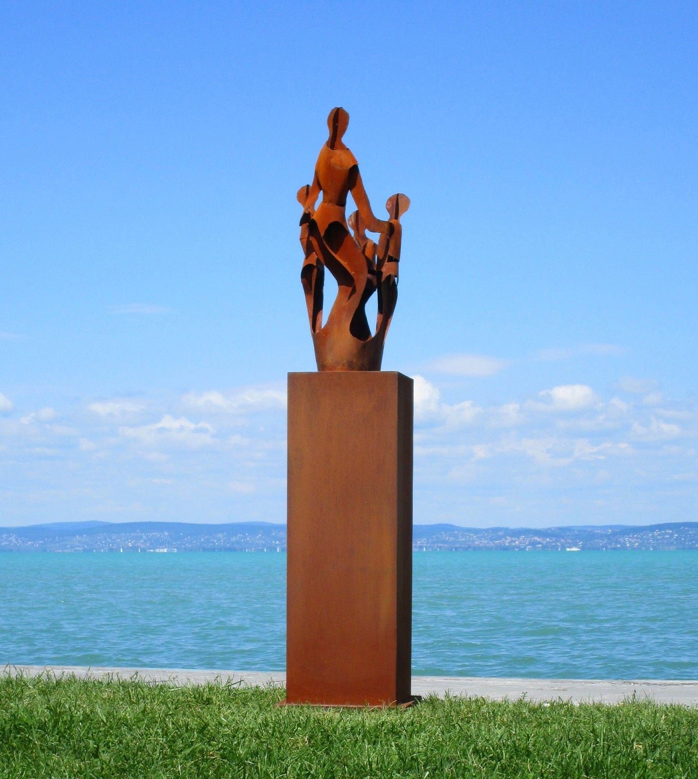 Freude Skulptur (rostig) 40x40x182  20kg