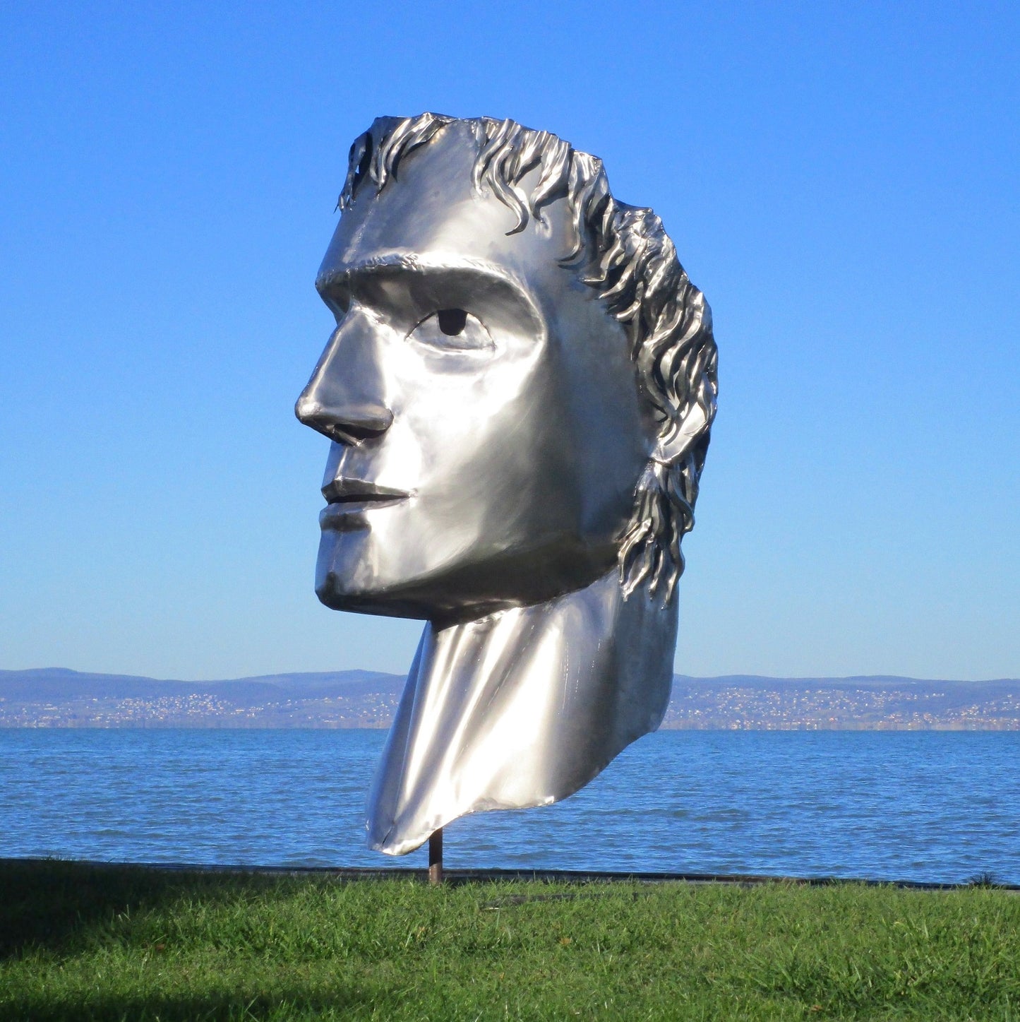 Männlicher Kopf Caesar (edelstahl) 113x104x213  63kg