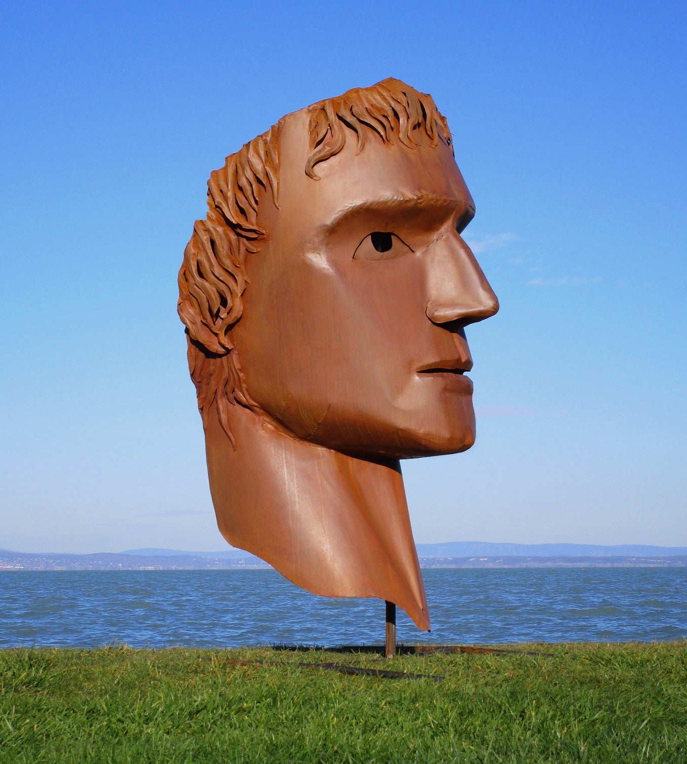 Männlicher Kopf Caesar (rostig) 113x104x213  63kg